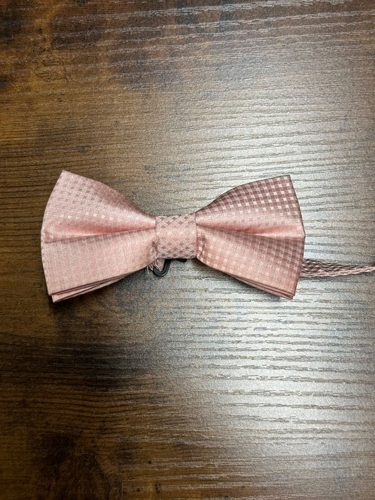 Bow Tie Bowtie Dotted Spin Blush Pink The Tie Bar Pre-tied adjustable 100% silk